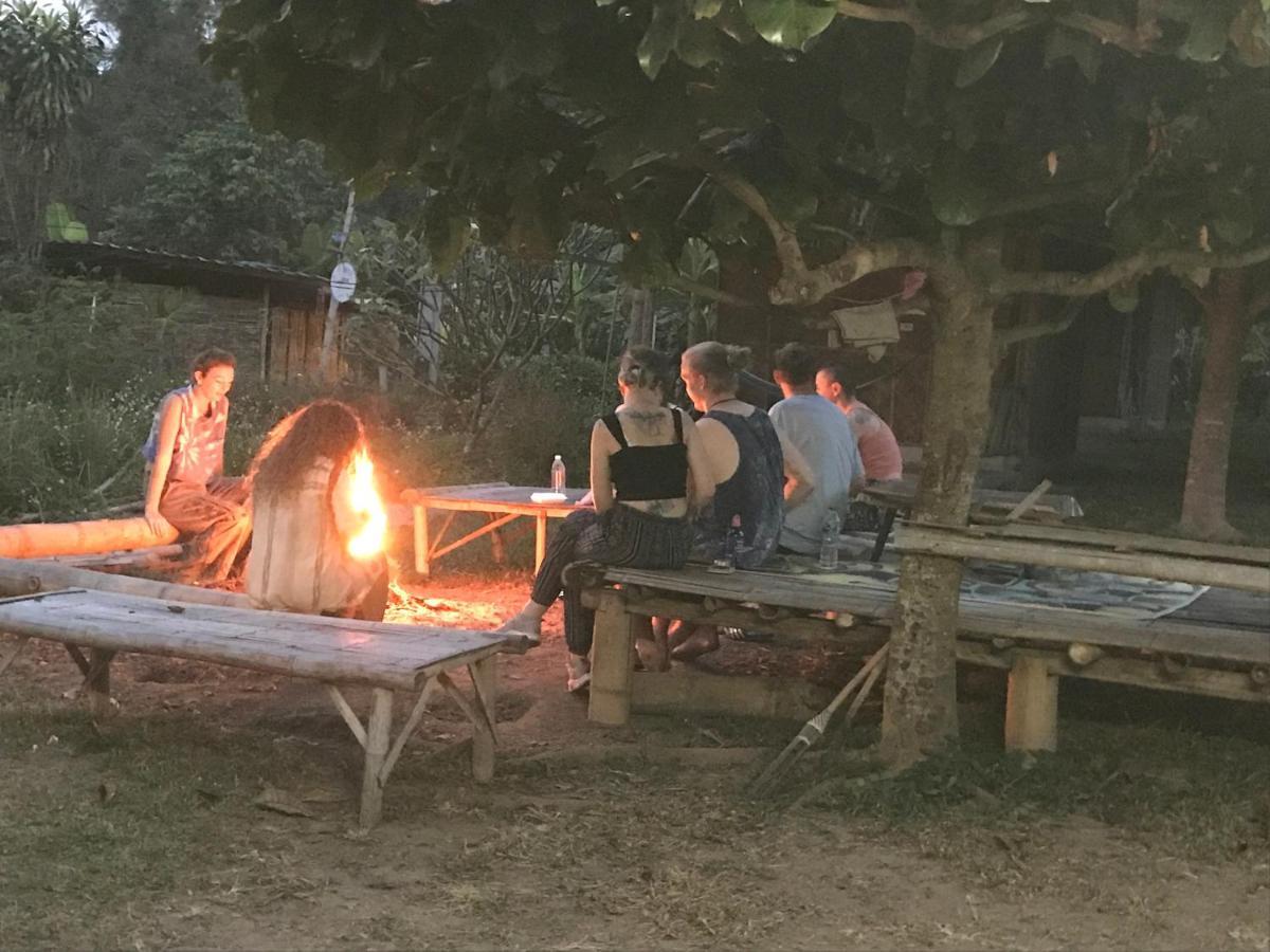 Гостьовий будинок Pai Sleepy Hut Екстер'єр фото